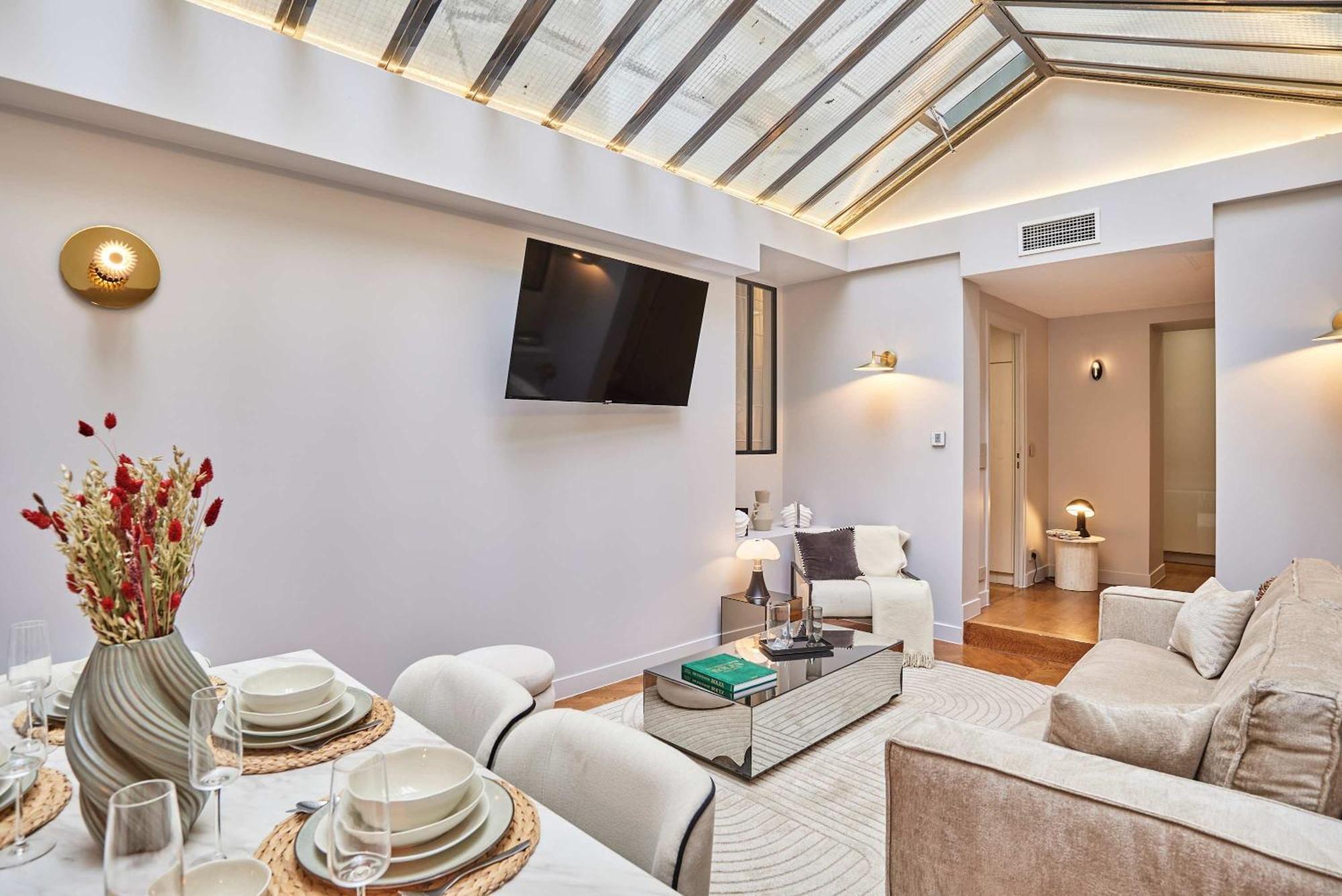 Appartement - Ponthieu - Elysees *